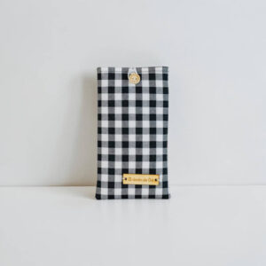 Funda de móvil vichy negro y blanco