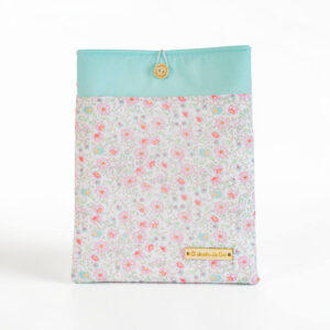 Funda libro con flores rosas